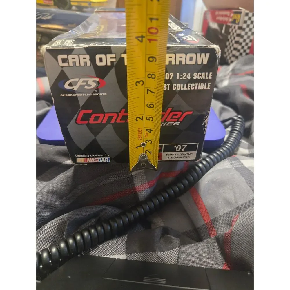 2007 CFS Car of Tomorrow Toyota '07 Fantasy 1:24 Contender Series NASCAR
